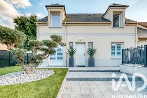 Maison traditionnelle à Saint-Germain-sur-Morin (77860)