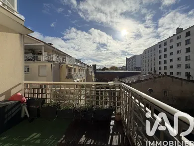 Apartment in Villejuif (94800)