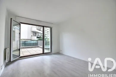 Studio à Issy-les-Moulineaux (92130)