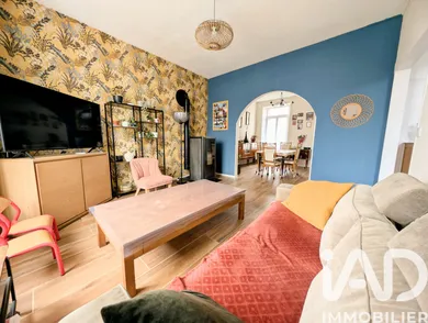 Traditional house in Saint-Sulpice-Laurière (87370)