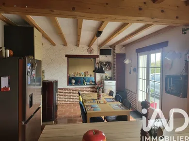 Maison à Étricourt-Manancourt (80360)