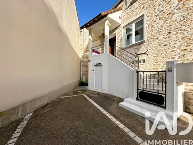 Apartment in Igny (91430)