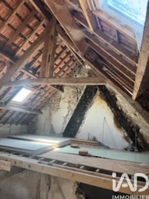 Village house at Sammeron (77260)