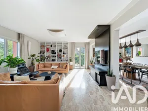 Maison traditionnelle à Dardilly (69570)