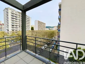 Appartement à Saint-Étienne (42100)