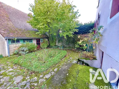 Townhouse in La Trimouille (86290)