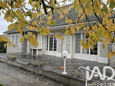 Detached house in Villaines-la-Juhel (53700)