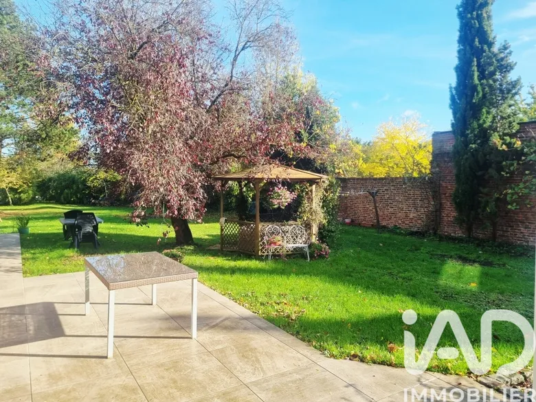 Maison 8 pièces 185 m² · à Nieppe · 185 m² · 433 000 €