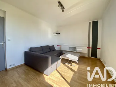 Appartement à Sainte-Geneviève-des-Bois (91700)