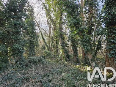 Land at Villebéon (77710)