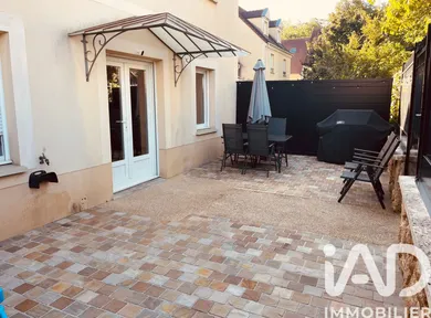 Apartment in Lieusaint (77127)