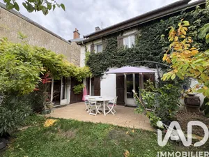 Townhouse at Saint-Dizier (52100)