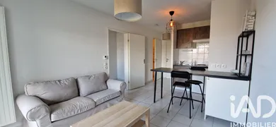 Apartment in Parempuyre (33290)