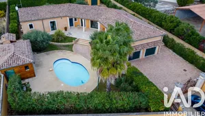 Traditional house at Nizas (34320)