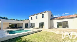 Maison d'architecte à Uchaux (84100)