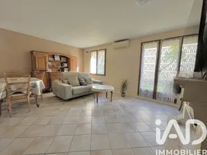 Maison traditionnelle à Combs-la-Ville (77380)