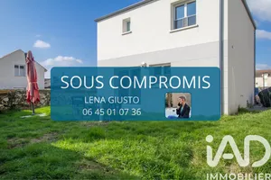 House at Marcoussis (91460)