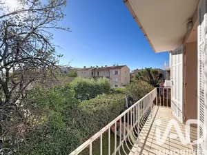 Apartment at Sanary-sur-Mer (83110)