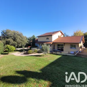 Traditional house at Vindry-sur-Turdine (69490)