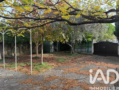 House at Monteux (84170)