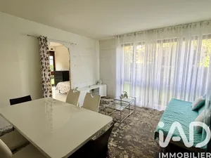 Apartment at Fontenay-le-Fleury (78330)