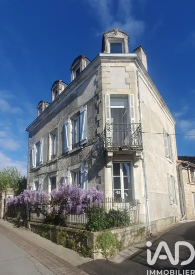 Maison à Celles sur belle (79370)