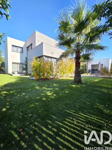 Maison d'architecte à Millas (66170)