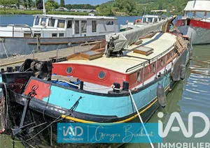 Péniche à Limay (78520)
