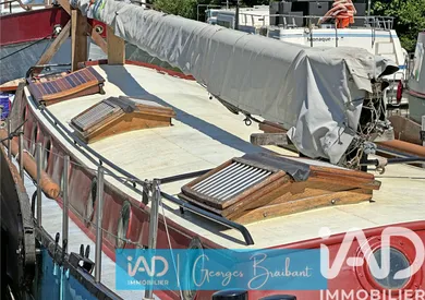 Péniche à Limay (78520)