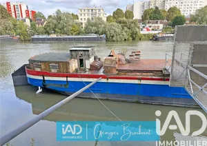 Barge at Villeneuve-la-Garenne (92390)