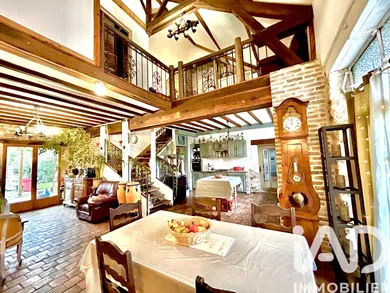 Maison de campagne à Chevry-en-Sereine (77710)