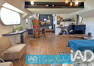 Péniche à Bezons (95870)