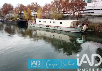 Péniche à Villeneuve-la-Garenne (92390)