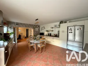 House in Neuville-de-Poitou (86170)