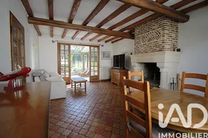 Maison traditionnelle à Villecresnes (94440)