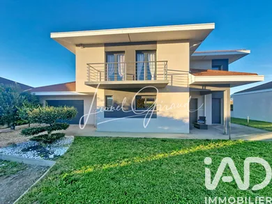 House at Brézins (38590)