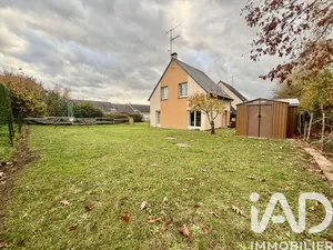 Detached house in Lassay-les-Châteaux (53110)