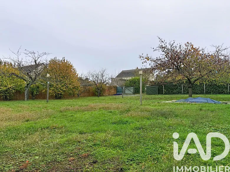 Terrain à bâtir à Amboise (37400) · 116 000 €