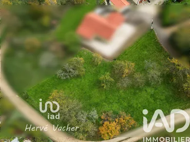 Terrain à bâtir à Buellas (01310)