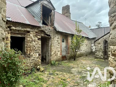 Village house in La Bazouge-des-Alleux (53470)
