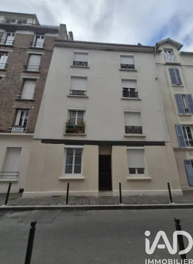 Building at Lagny-sur-Marne (77400)