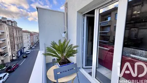 Apartment in Saint-Étienne (42100)
