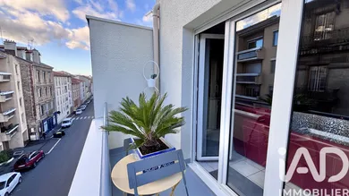 Apartment in Saint-Étienne (42100)