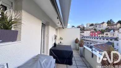 Apartment in Saint-Étienne (42100)