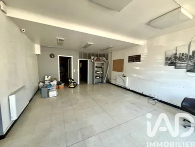 Immeuble à Villeneuve-sur-Yonne (89500)