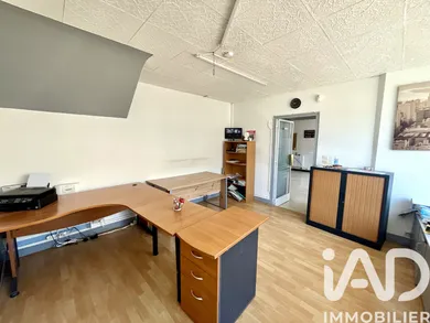Immeuble à Villeneuve-sur-Yonne (89500)