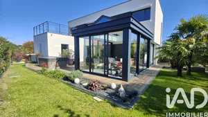 Architectural house at Melesse (35520)