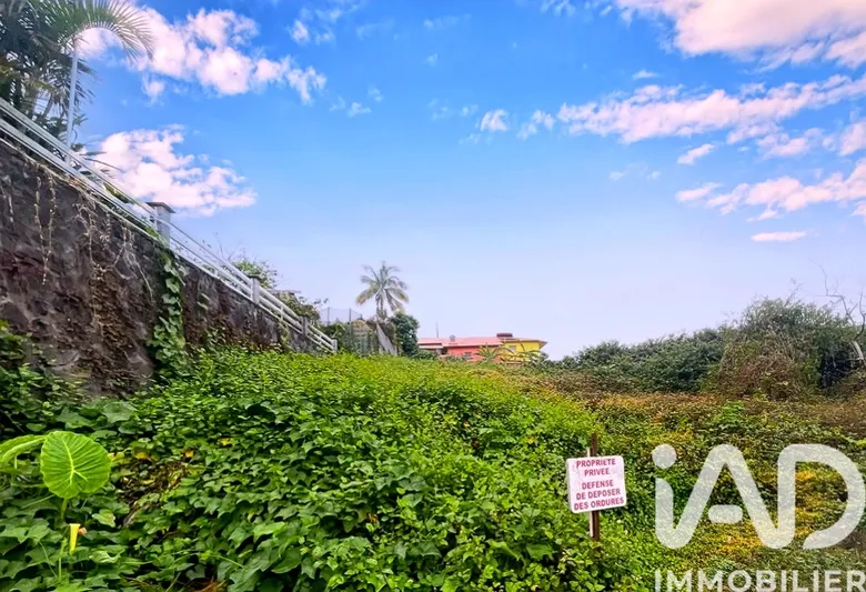 Terrain à bâtir à Saint-Leu (97416) · 195 000 €