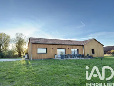 Maison traditionnelle à Les Eyzies-de-Tayac-Sireuil (24620)