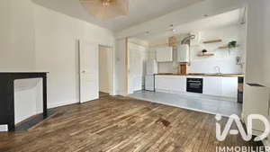 Apartment at Reims (51100)